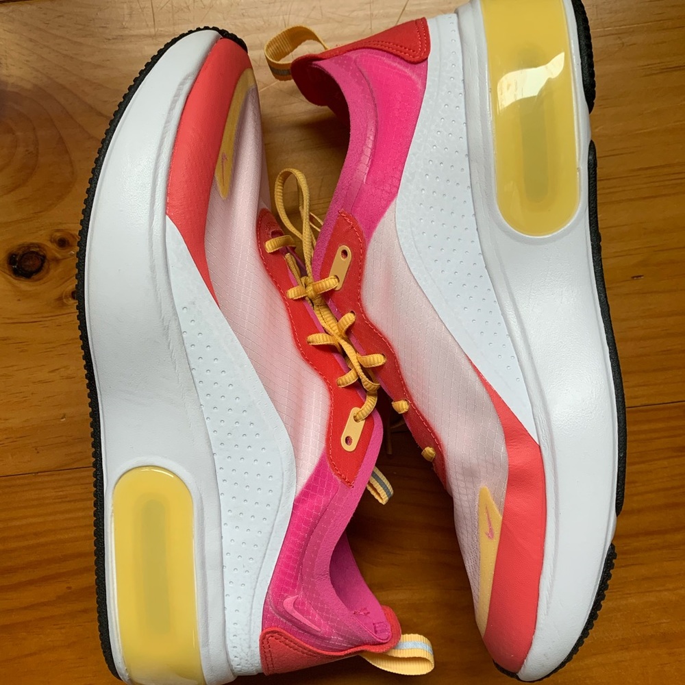 Nike Air Max Dia SE